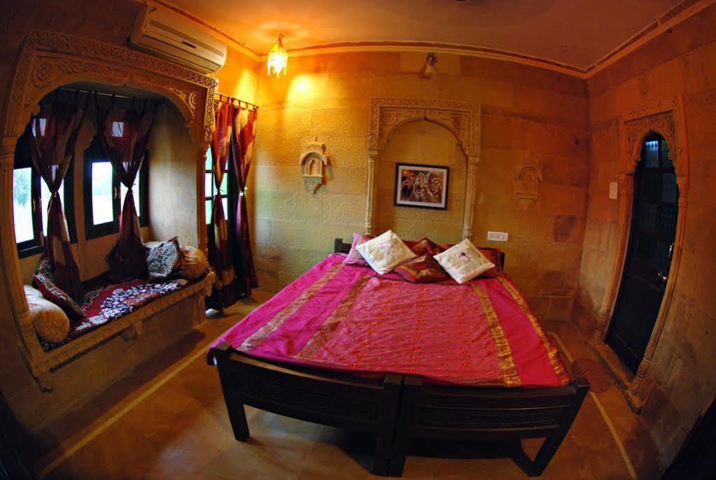 Hotel Nirmal Haveli Dzsaiszalmer Kültér fotó
