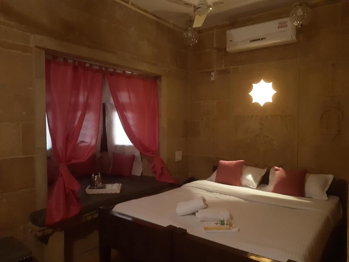 Hotel Nirmal Haveli Dzsaiszalmer Kültér fotó