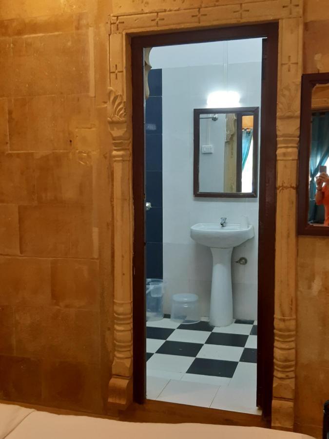 Hotel Nirmal Haveli Dzsaiszalmer Kültér fotó