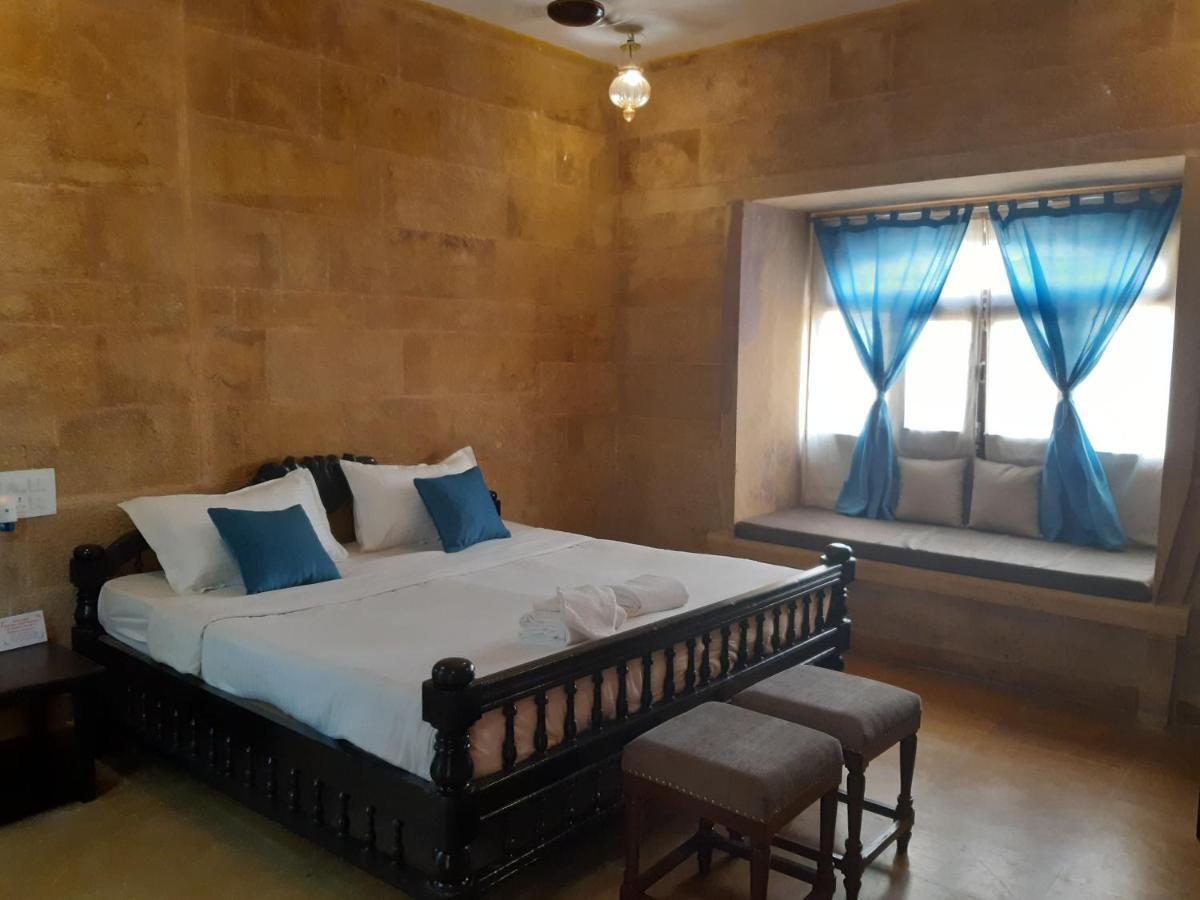 Hotel Nirmal Haveli Dzsaiszalmer Kültér fotó